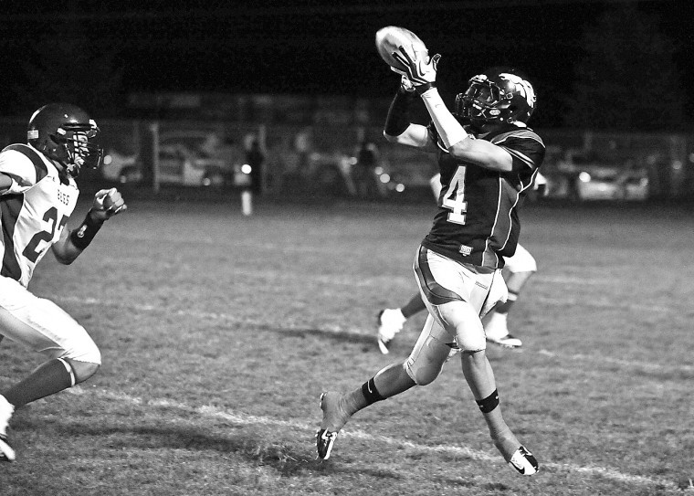 Blackfoot blasts Bonneville; Broncos beat Bees 4521 Members