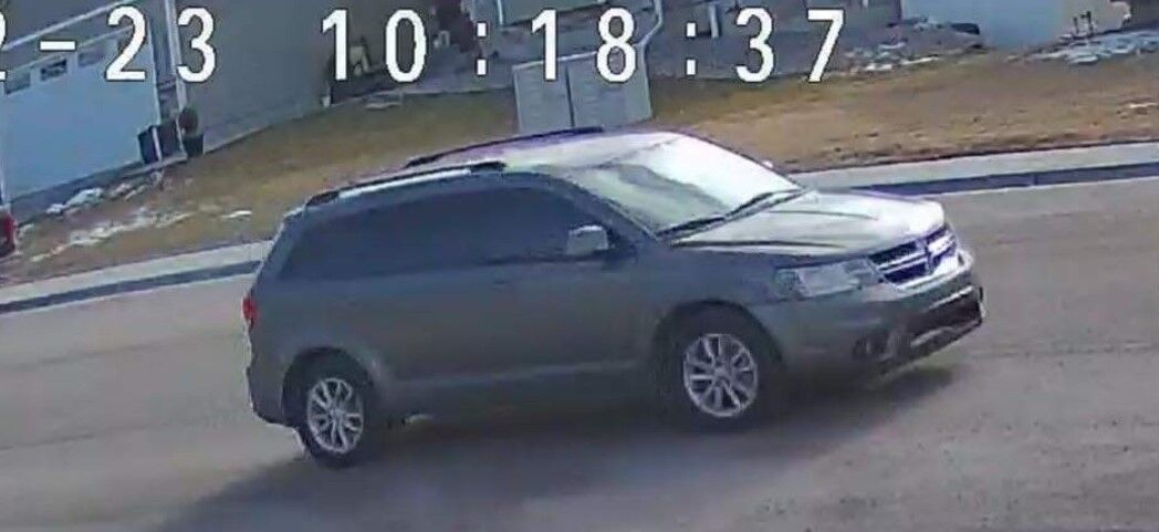 Potential suspect vehicle in Sienna Drive residential burglary