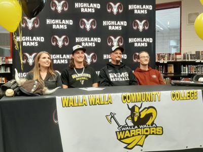 Dalton Jones signing