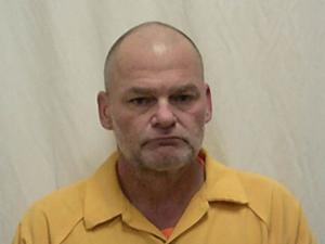 Police: Local man arrested after punching woman in face, ramming vehicle with her inside
