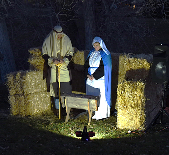 jesus in cradle 3 p.png