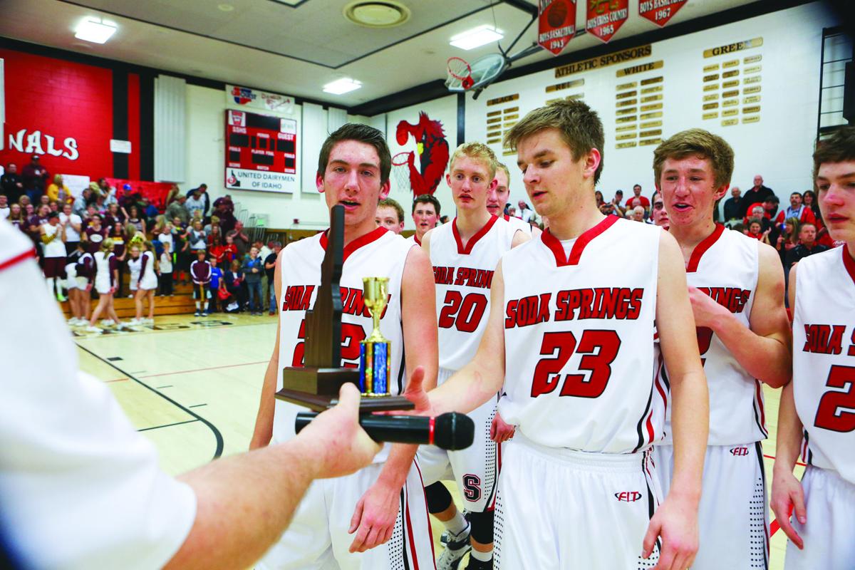HS boys bball Soda Springs snags district title — Cardinals sparked by