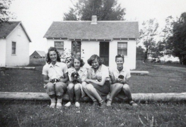 Cottages 2 and 3 from U.S. Highway 20, 1945.