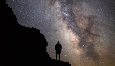 Viewing the Milky Way from the Spatter Cones Trail
