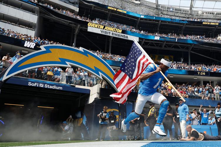Top photos from the first Sunday of the NFL season