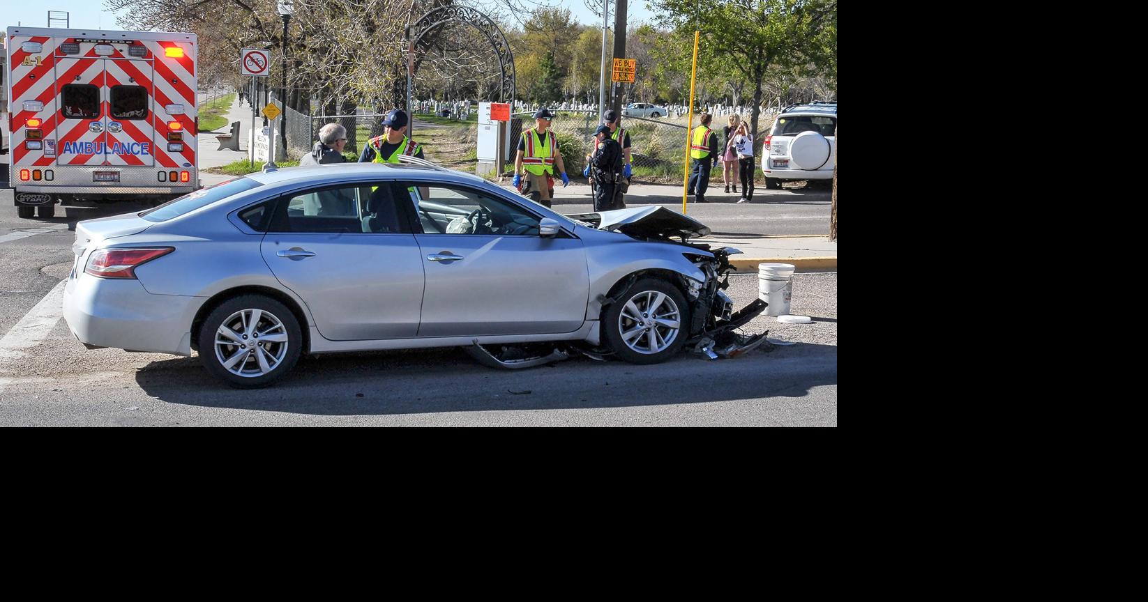 Woman injured in two-vehicle crash near ISU | Local | idahostatejournal.com