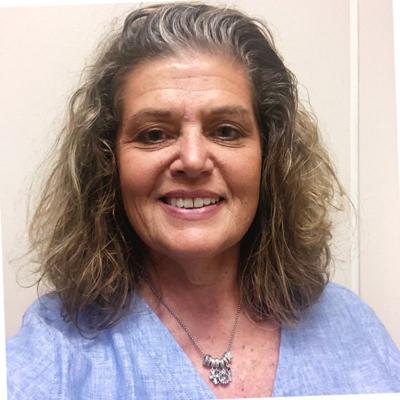 Julie Henderson Hardle