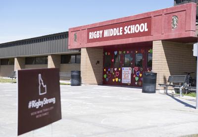 Community shows support as RMS returns to classes