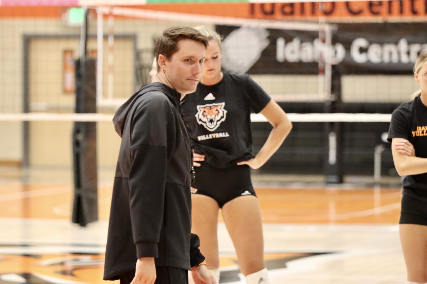 ISU's Carter introduces fresh faces during spring volleyball season