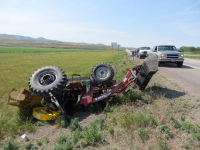 Tractor rolls on I-15