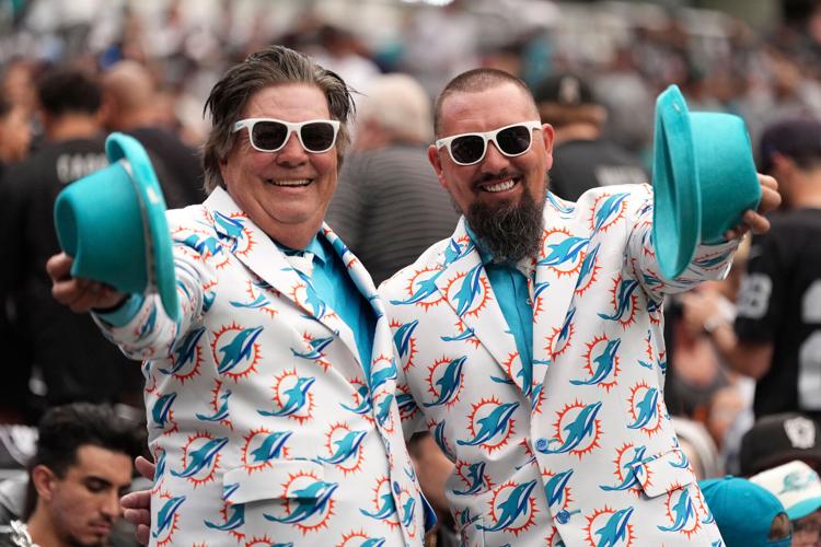 Top photos from the first Sunday of the NFL season