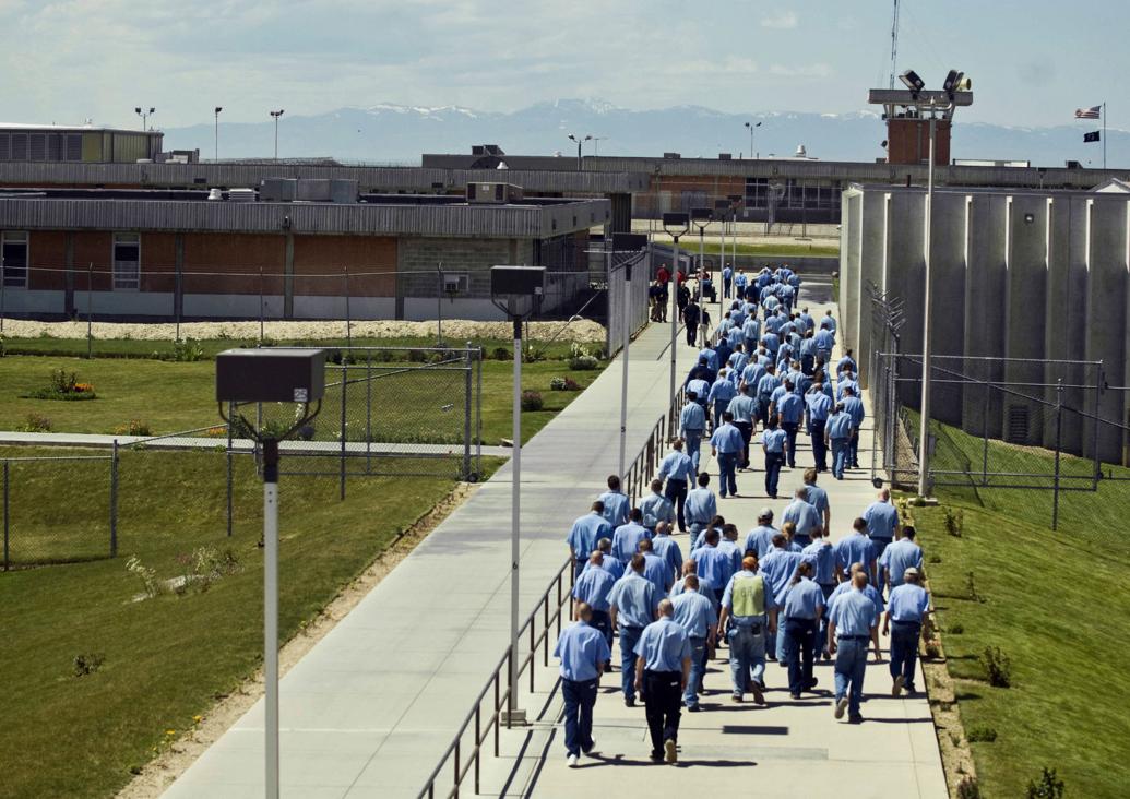 Clash between Idaho prison gangs injures 5 inmates Local