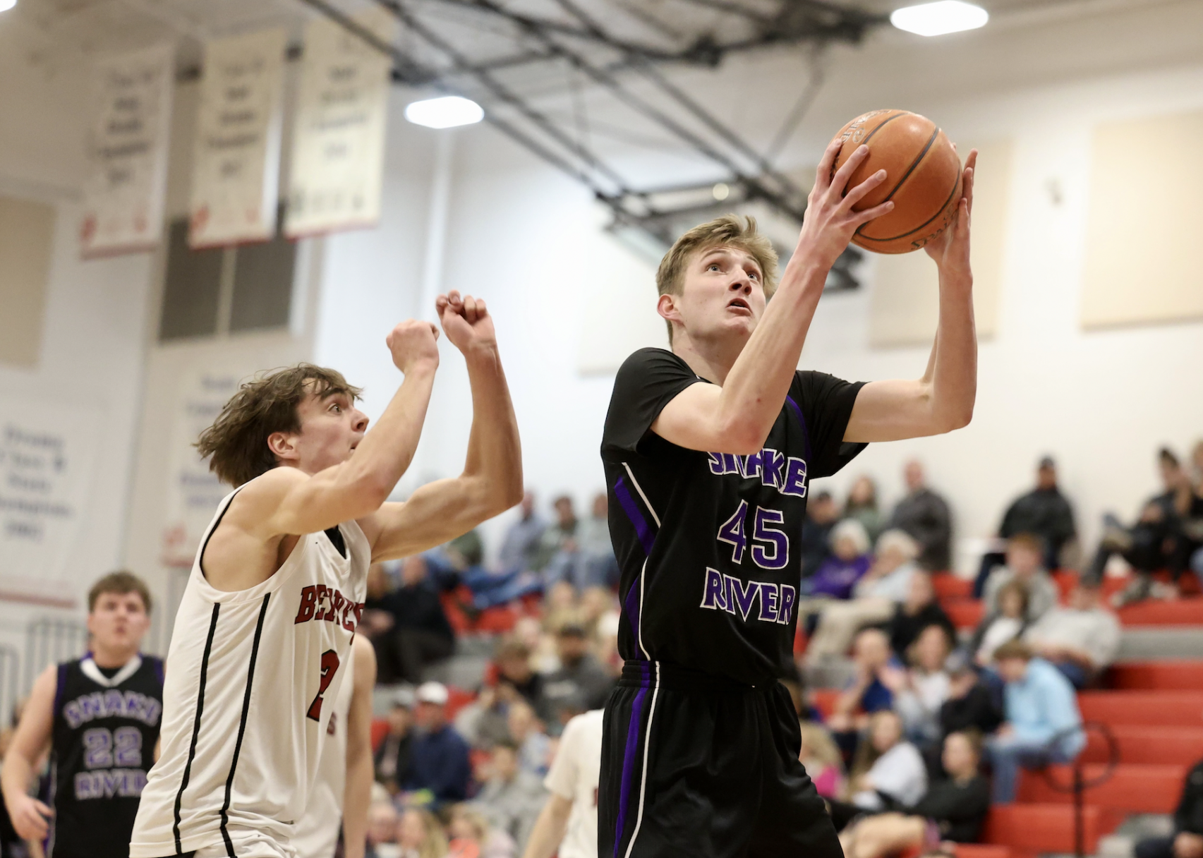 Snake River Boys Basketball Dominates State Rankings with Impressive Performance