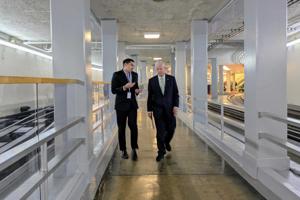 US Senate fails to move ahead on bills extending pay to federal workers during shutdown