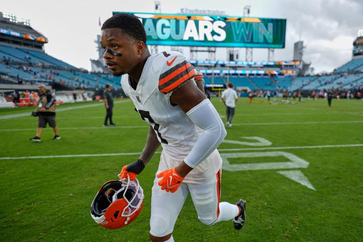 Top photos from the first Sunday of the NFL season