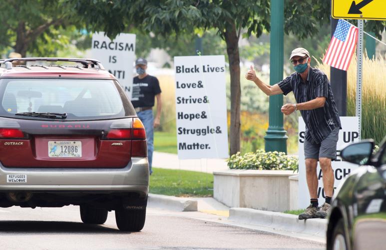 Capital Sign Wavers