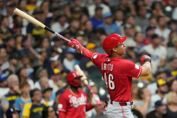 Reds Brewers Baseball