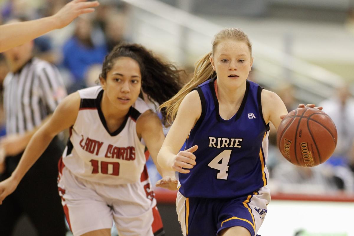 Hs Girls Bball Soda Springs Beats Ririe 56 46 To Win 2a State