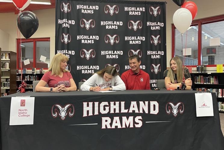 Meghan Calley signing 1
