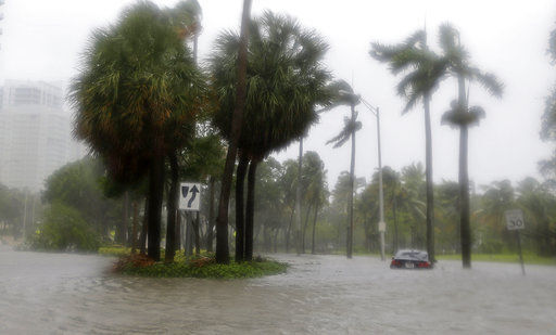 Hurricane Irma pummels Florida; 'This one scares me'