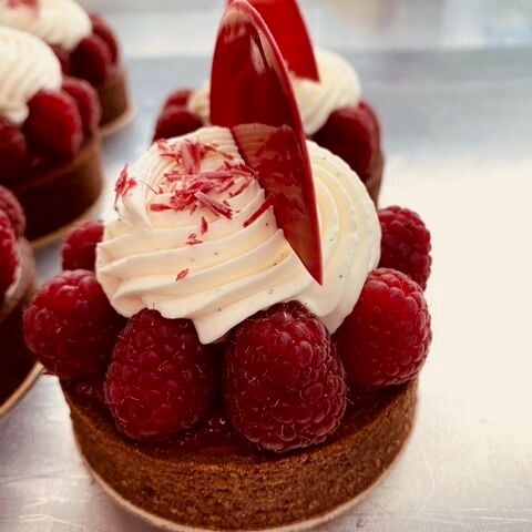 Raspberry truffle tarts
