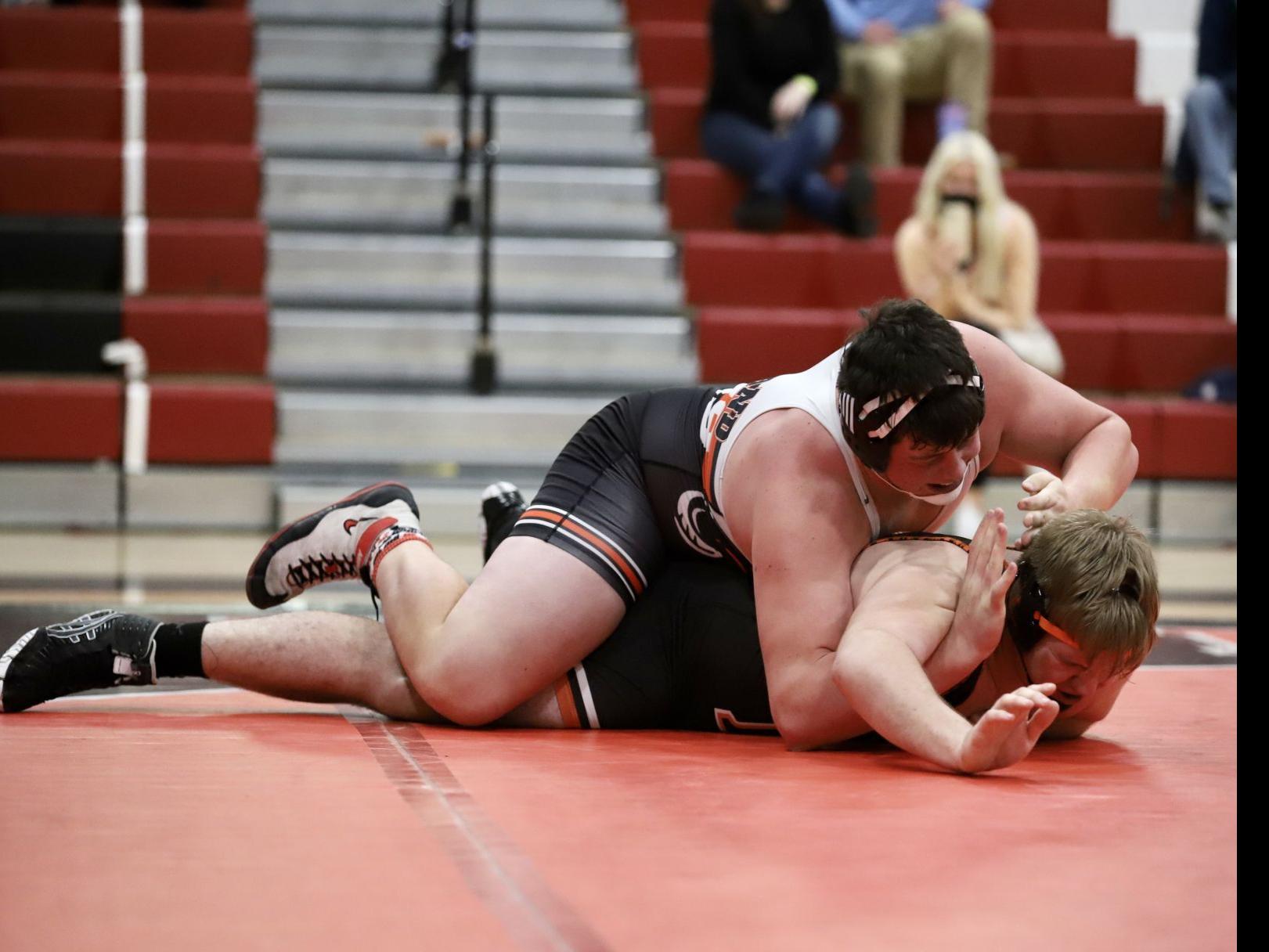 Wrestling notebook: Breaking down the 5A District 5-6 and 4A District 5  Tournaments, Preps