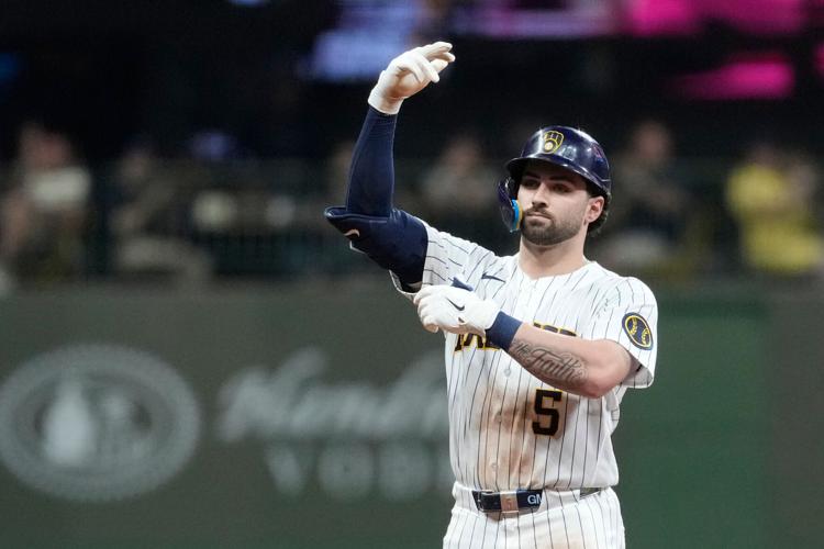 Reds Brewers Baseball