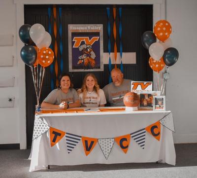 Windley signing