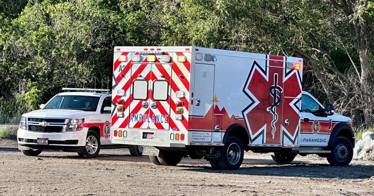 Pocatello firefighters save two men and dog from ‘dangerous’ Portneuf River waters Pocatello firefighters save two men and dog from ‘dangerous’ Portneuf River waters