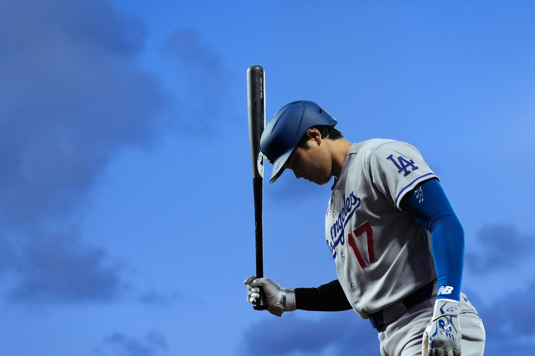 Giants jump on reigning World Series MVP Yamamoto early, beat