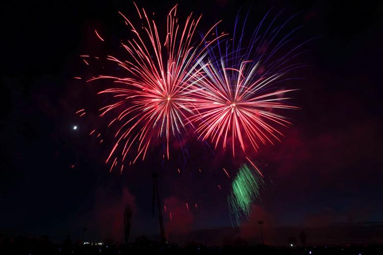 PHOTO GALLERY Fourth of July fireworks in Pocatello Freeaccess