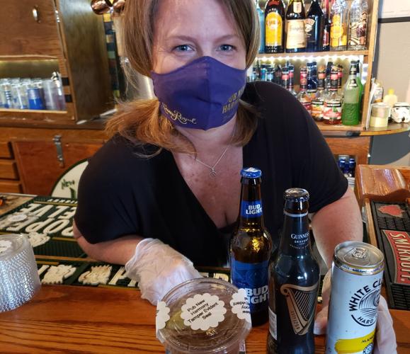 Pub New Harmony bartender