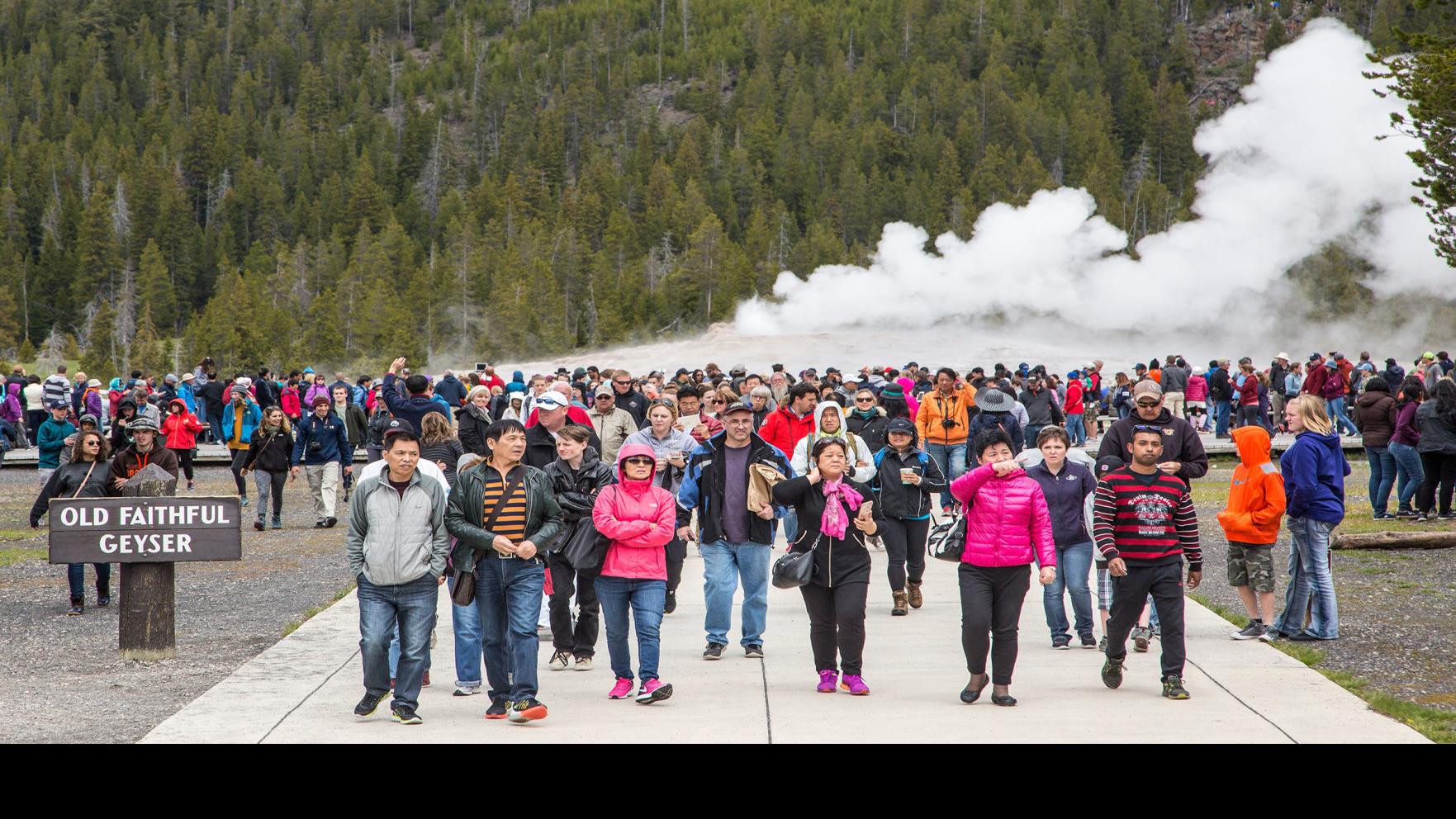 Man Burned At Yellowstone National Park After Falling Into Hot Water At Old Faithful Local Idahostatejournal Com