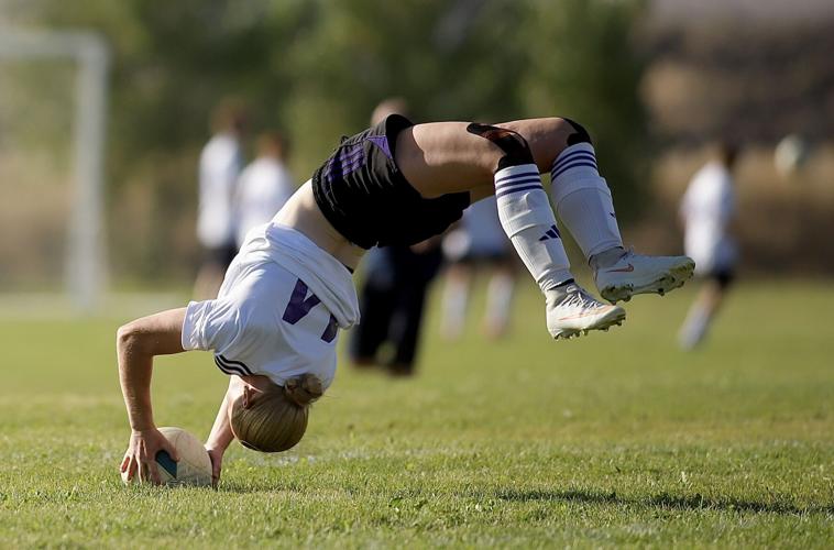Snake River girls soccer