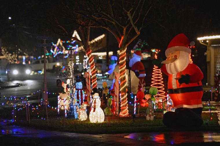 Candy Cane Lane Showcases Holiday Lights in Pleasanton The