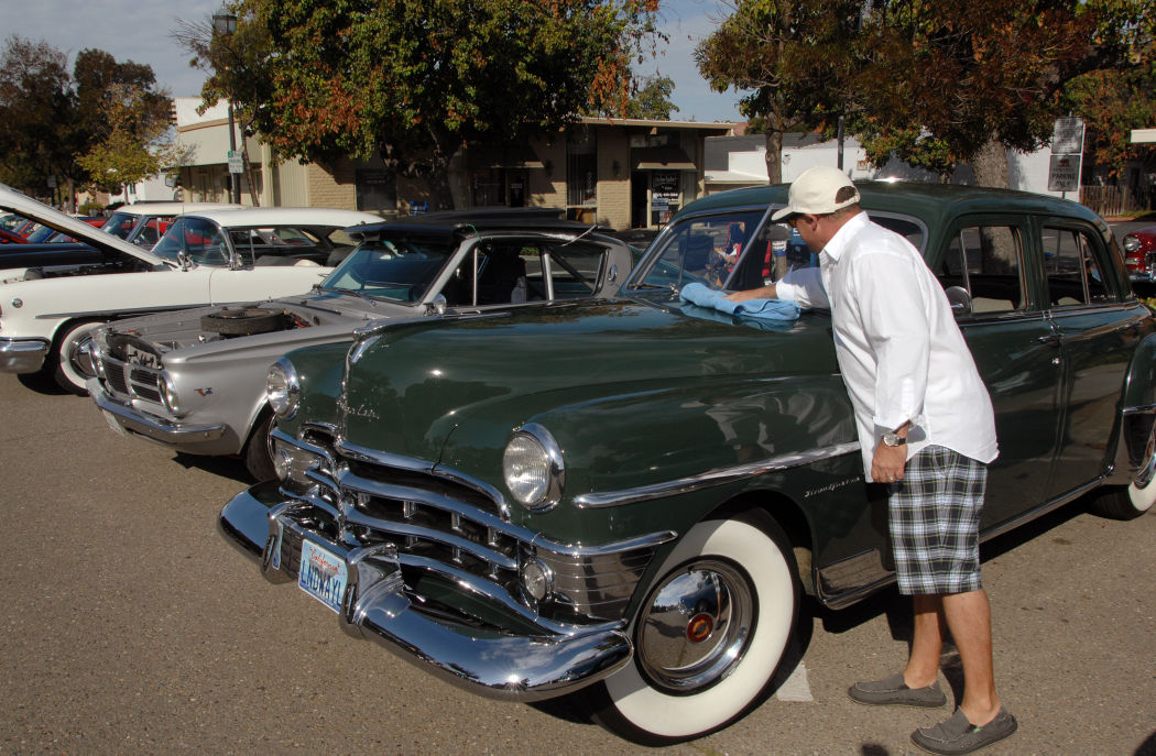 Altamont Cruisers Holds Annual Car Show in Livermore