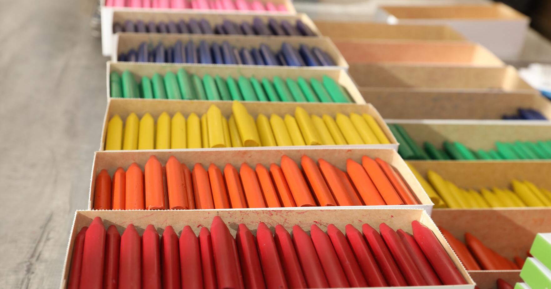 Nonprofit Sends Crayons to Children In Hospitals Rather Than Landfills - Vimarsana News