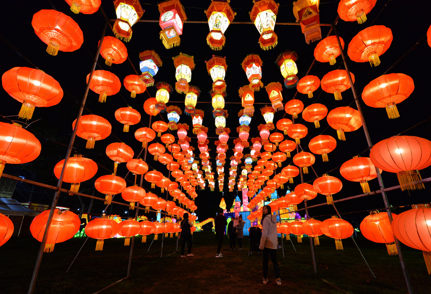 Lanterns Light Up the Night at Pleasanton Festival
