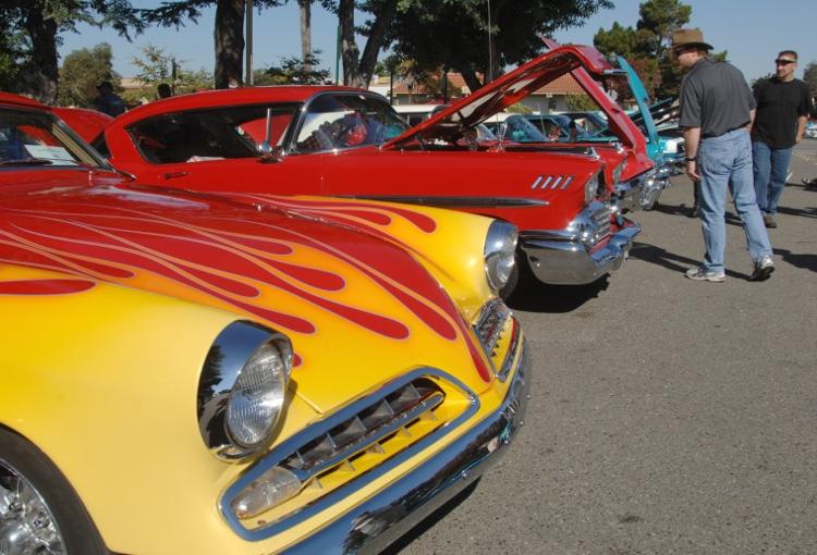 Altamont Crusers Car Show 93012 112