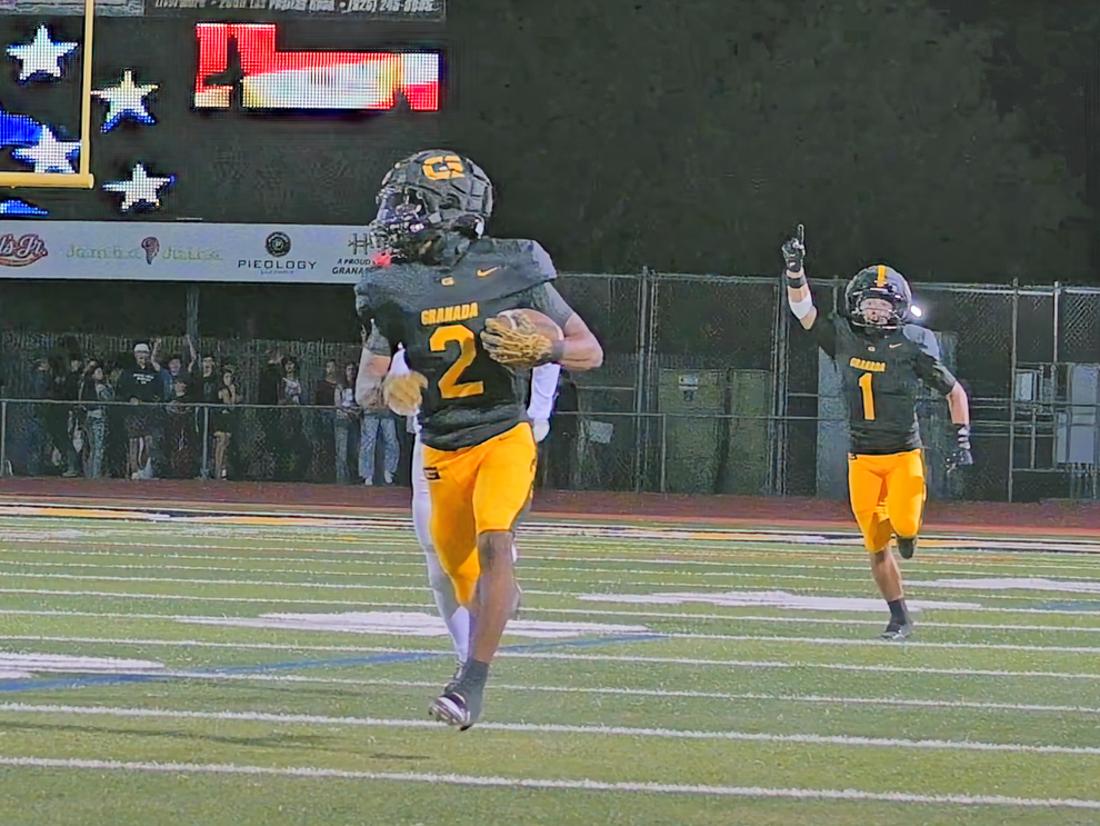 Miramonte Methodically Beats Granada High Football Team