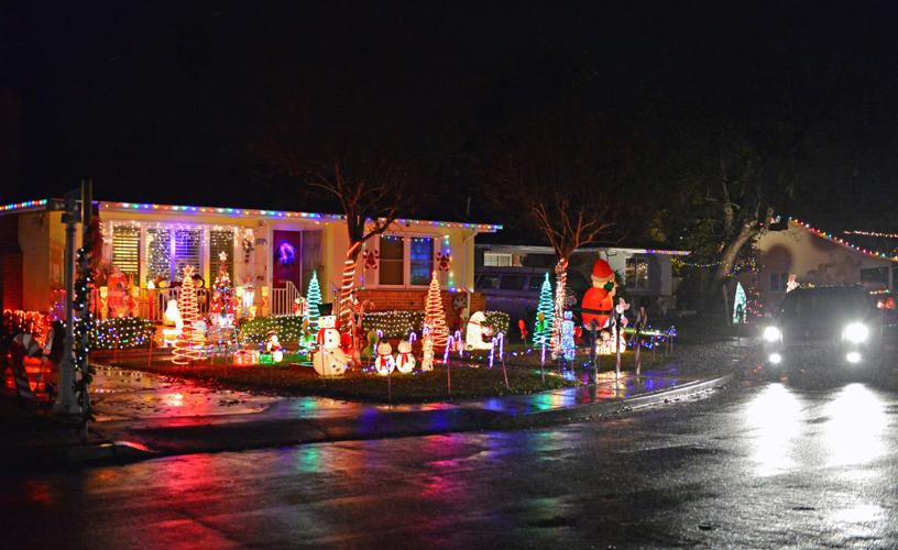 Candy Cane Lane Showcases Holiday Lights in Pleasanton