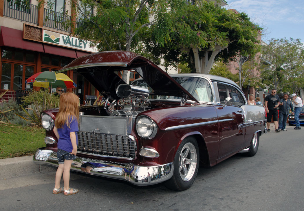 Altamont Cruisers Holds Annual Car Show in Livermore