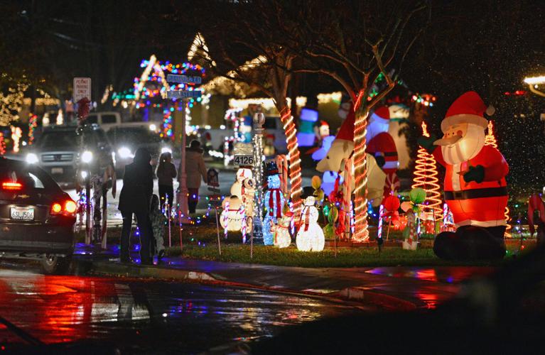 Candy Cane Lane Showcases Holiday Lights in Pleasanton