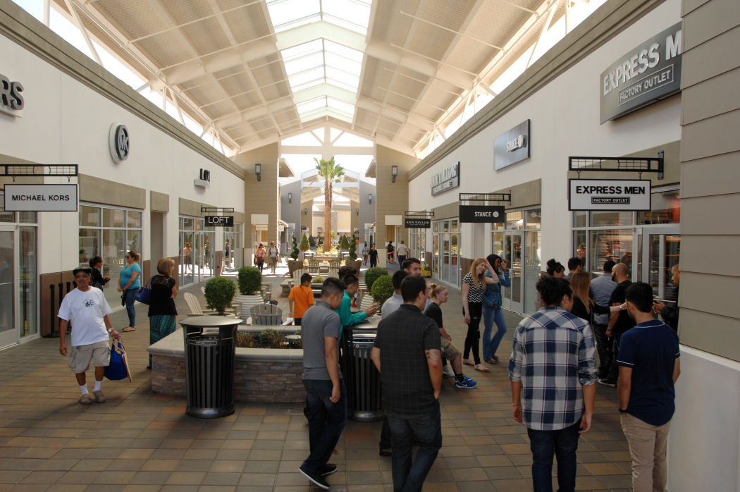 Livermore outlets vans sale