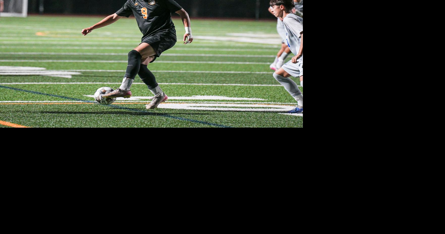 Boys Soccer: Skippers building momentum as top state title contender