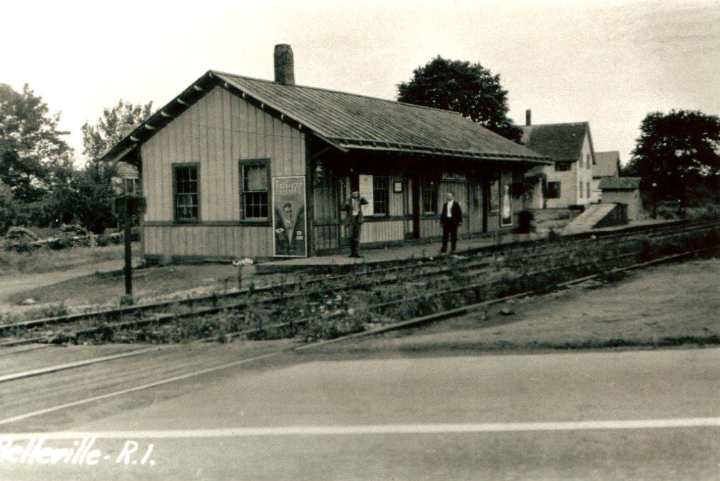 Postcard memories of the old Belleville train station, Opinion
