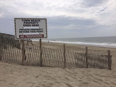 Battle Over Coastal Access Causing Strife Between Private Beach Owners Ri Residents News Independentri Com