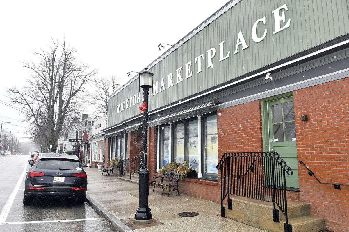Kayak Centre plans move to former Ryan’s Market building North Kingstown