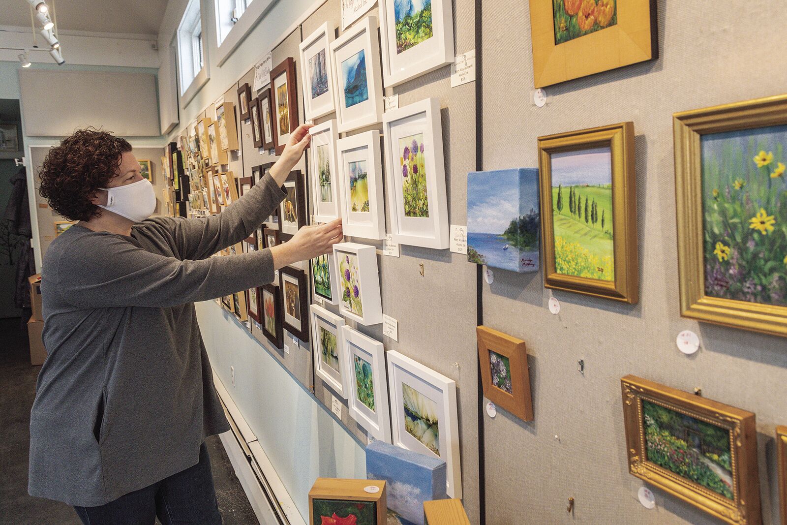 Prominent local organizations set to receive Champlin grants - Vimarsana News