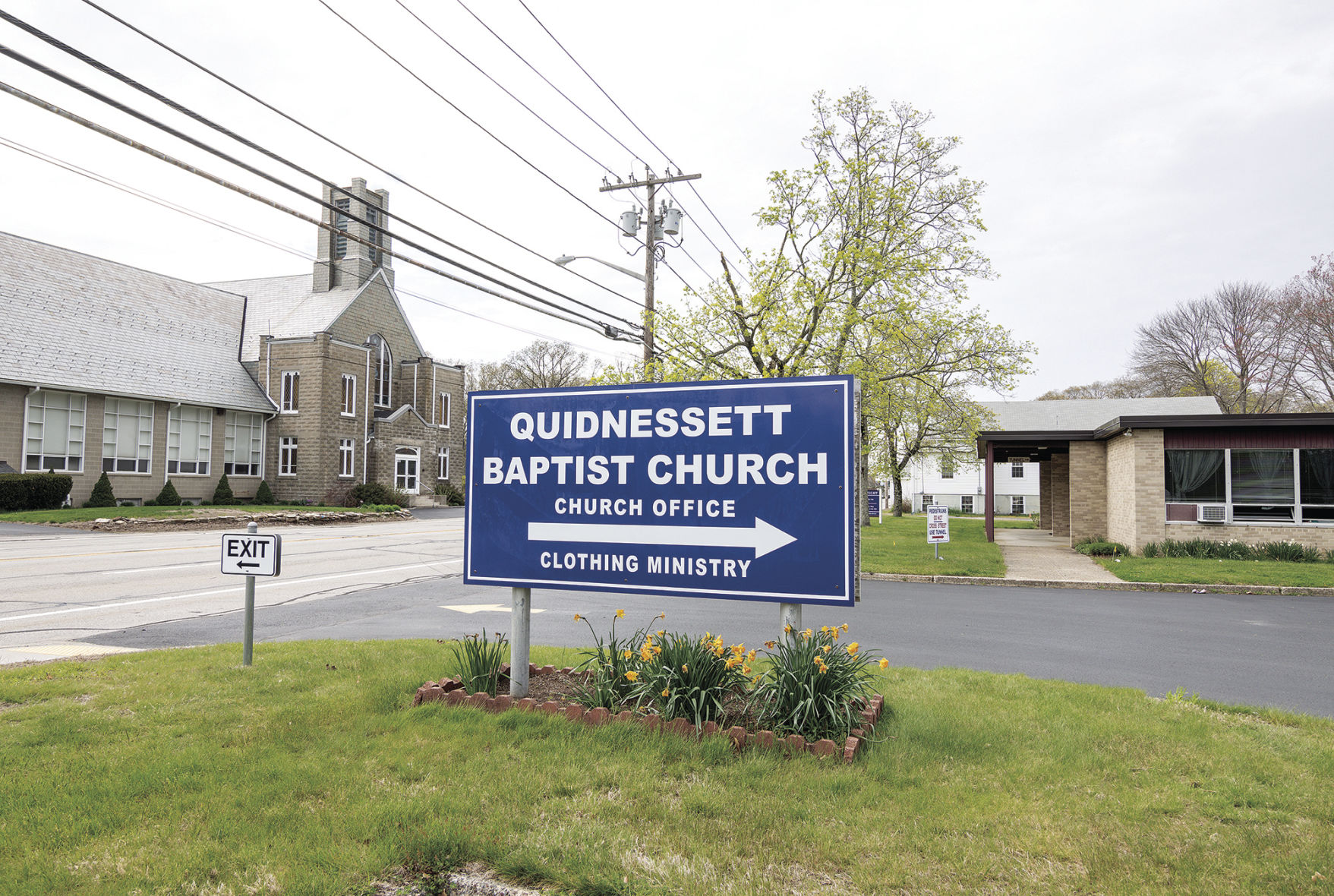 The View From Swamptown: The Quidnessett Baptist Church Tunnel Blazed ...